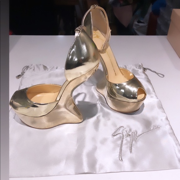 Giuseppe Zanotti Shoes - Giuseppe Mirror 105 platino gold platform heels